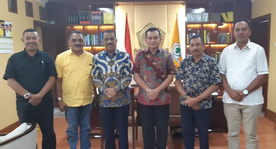 Foto Bersama Pengurus DPP Partai Golkar