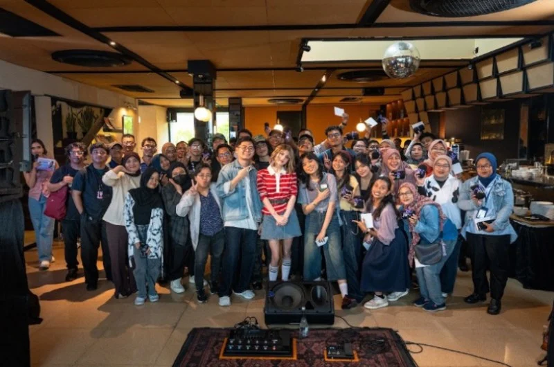 Perluas Karier Internasional, Penyanyi KG Crown Bertemu Dengan Media, Fans, Musisi, dan Komunitas Kreatif Indonesia