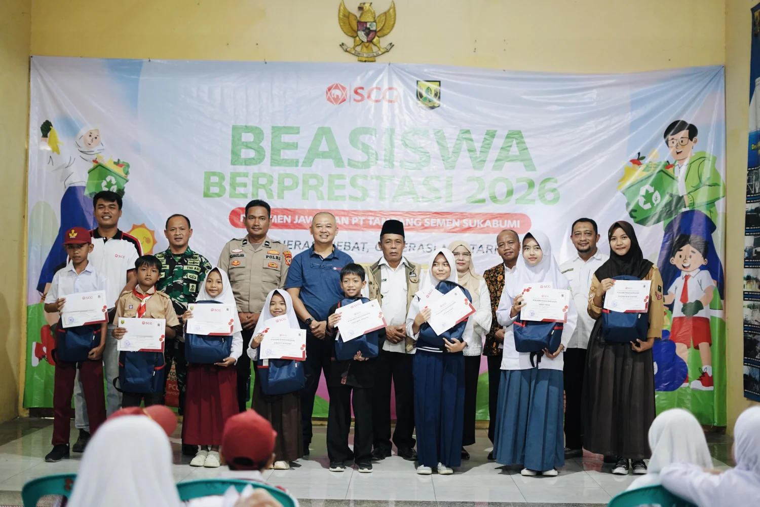 SCG Berikan Beasiswa kepada 576 Pelajar Sukabumi, Dorong Kepedulian Lingkungan
