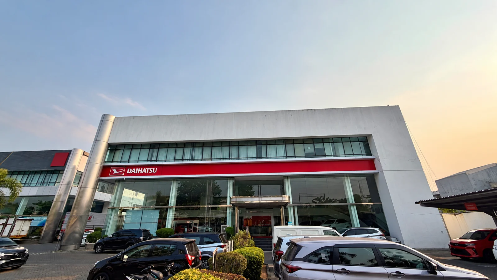 Daihatsu Buka Kharisma Sentosa di Jember, Perluas Jaringan Layanan di Jawa Timur