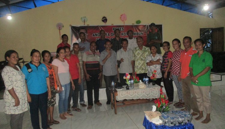 Foto Bersama Aleg DPRD Kota Ambon Asal PDI Perjuangan, Gerald Mailoa dengan Warga RT006/07