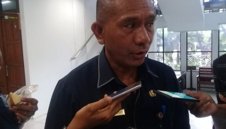 Sekwan DPRD Kota Ambon, Eky Silooy